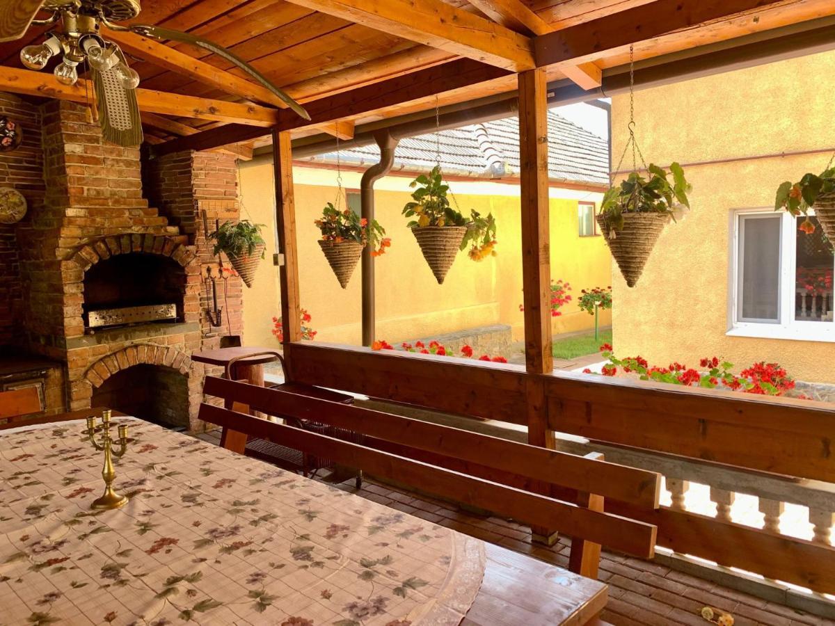 Апартаменти Casa Ramona Турда Екстер'єр фото
